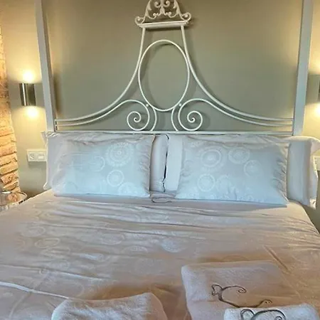 Rural La Casa De Carlota Hotel 4*
