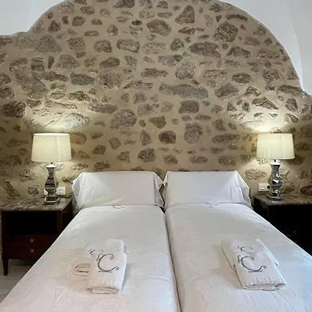 Rural La Casa De Carlota Hotel