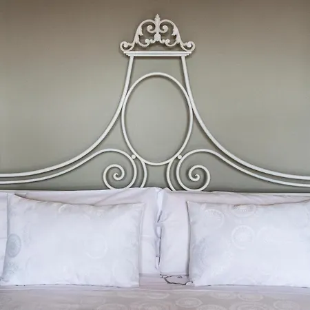 Отель Rural La Casa De Carlota Монтанчес