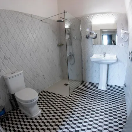 Hotel Rural La Casa De Carlota Montánchez