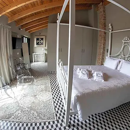 فندق Rural La Casa De Carlota 4*