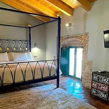 Rural La Casa De Carlota 4*